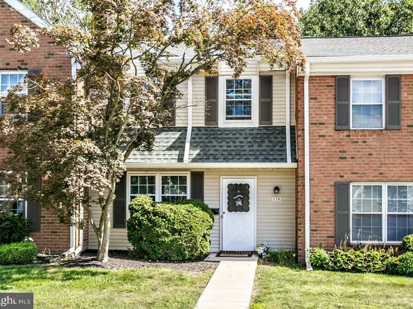 114 Clemens Ct, Lansdale, PA 19446