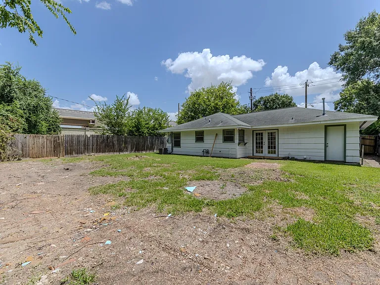 4710 Glenmont St — Photo 30