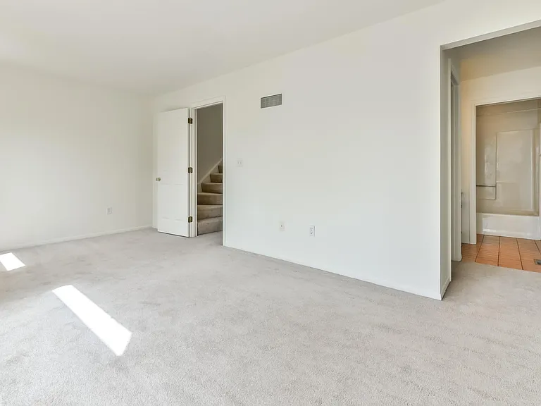 17 Hemingway St — Photo 19