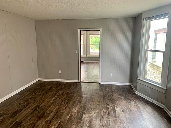 3rd image of 117 W Wabash St #3