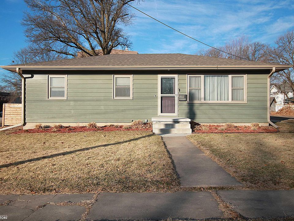 1st image of 308 N 15th St