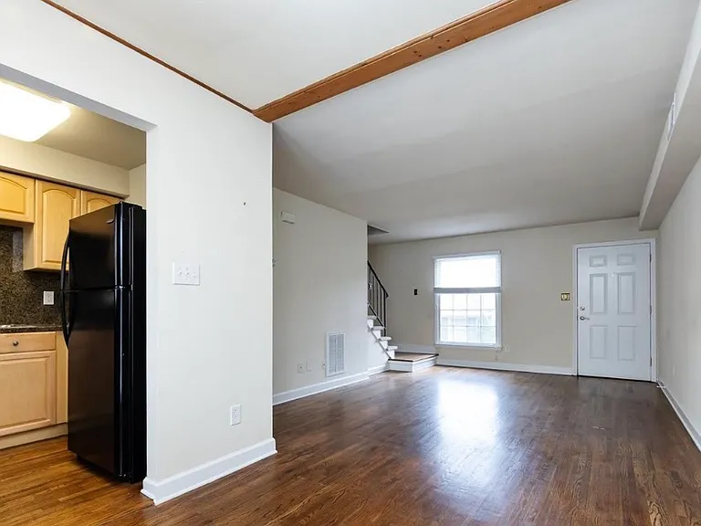 4333 Hathaway St #C — Photo 7