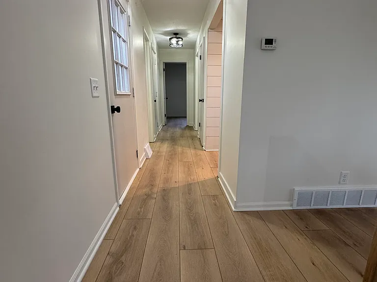4425 Thirteen Mile Rd NE — Photo 13