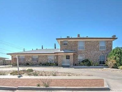 10636 Sombra Verde Dr, El Paso, TX, 79935