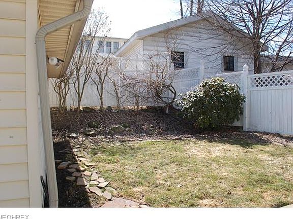 2nd image of 127 Mission Dr