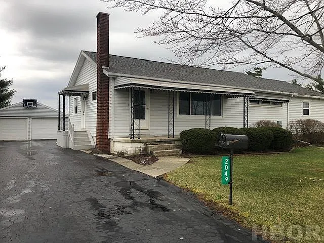 2049 Township Road 261 photo 1