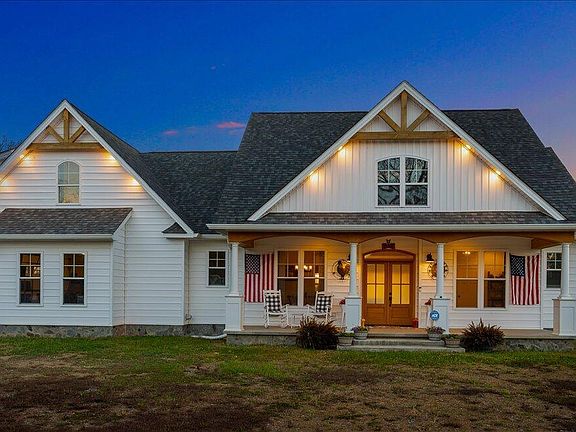 2nd image of 681 Grassy Creek Rd