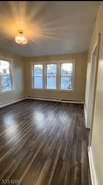 3 bed, 1.0 bath, $2,300 — Photo 2