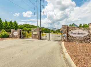2340 Waterhaven Dr, Chattanooga, TN 37406