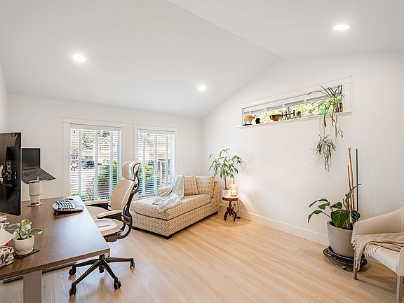 4th image of 603 Porterfield Rd