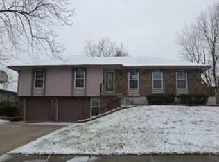 8928 Hunter St, Kansas City, MO 64138