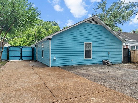 5th image of 3512 Rockwood Ave