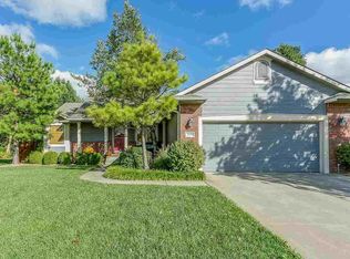 1130 N Trail Ridge Dr, Derby, KS 67037