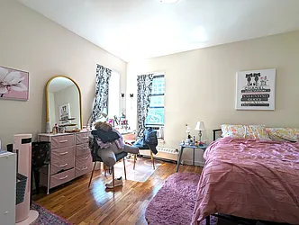Rented by Manhattan Spaces