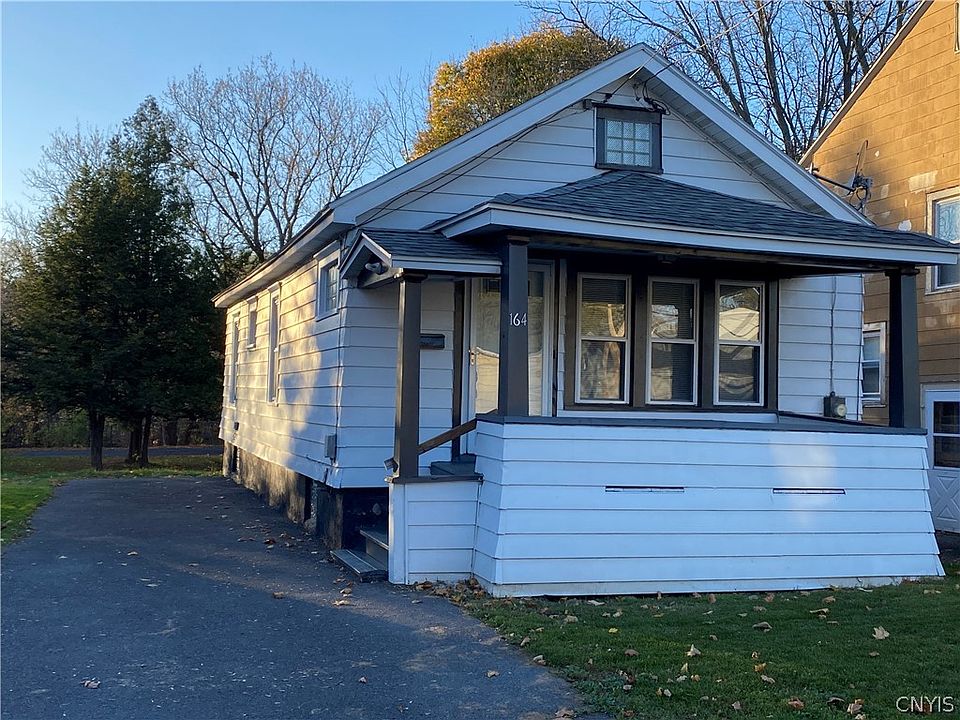 1st image of 164 Baldwin Ave