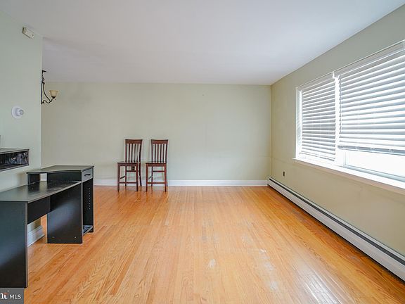 5th image of 7809 Rockwell Ave