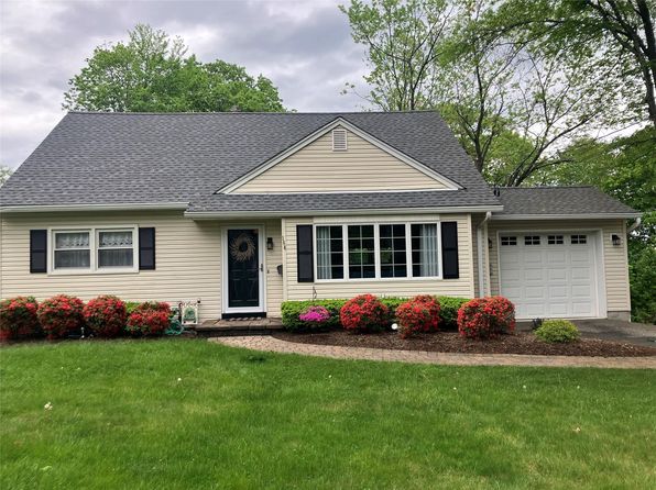 164 N Lincoln Street, Pearl River, NY 10965