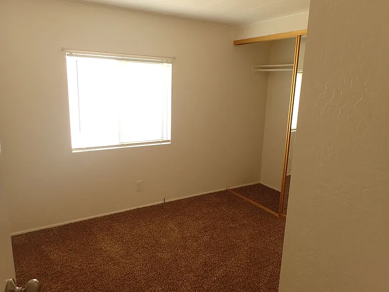 1401 W Benson Ave — Photo 4