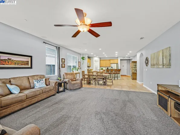 9974 Pyramid Way, Discovery Bay, CA 94505