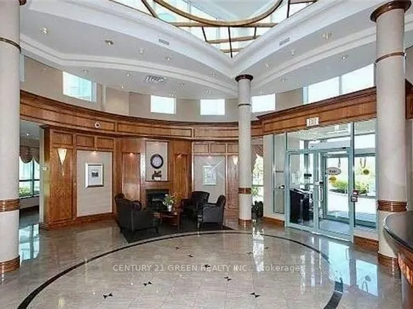 4879 Kimbermount Ave Unit 1203, Mississauga, ON L5M 7R8