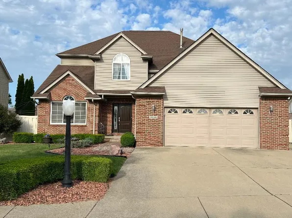 29049 Sugar Island Ct, Gibraltar, MI 48173