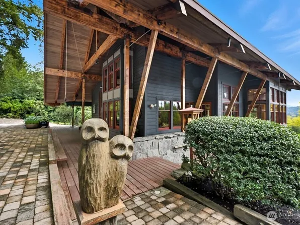 18013 W Snoqualmie Valley Road NE, Duvall, WA 98019