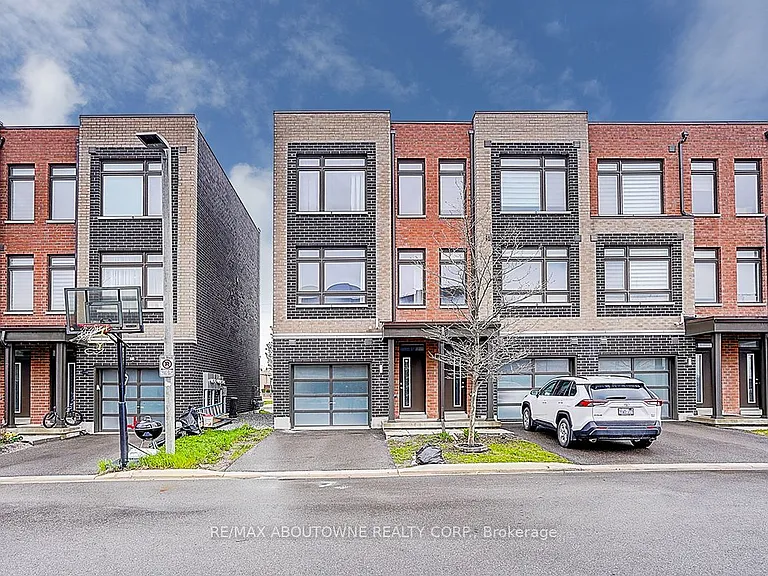 52 Saintfield Dr — Photo 1