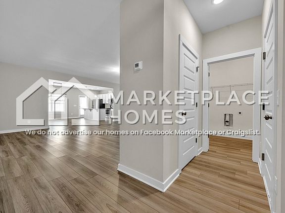 4th image of 2154 Ellsworth Loop Rd