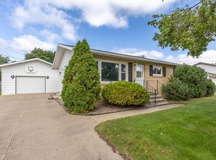 215 Anderson St, Holmen, WI 54636