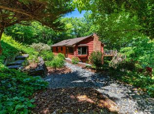 168 Blossom Rdg, Leicester, NC 28748
