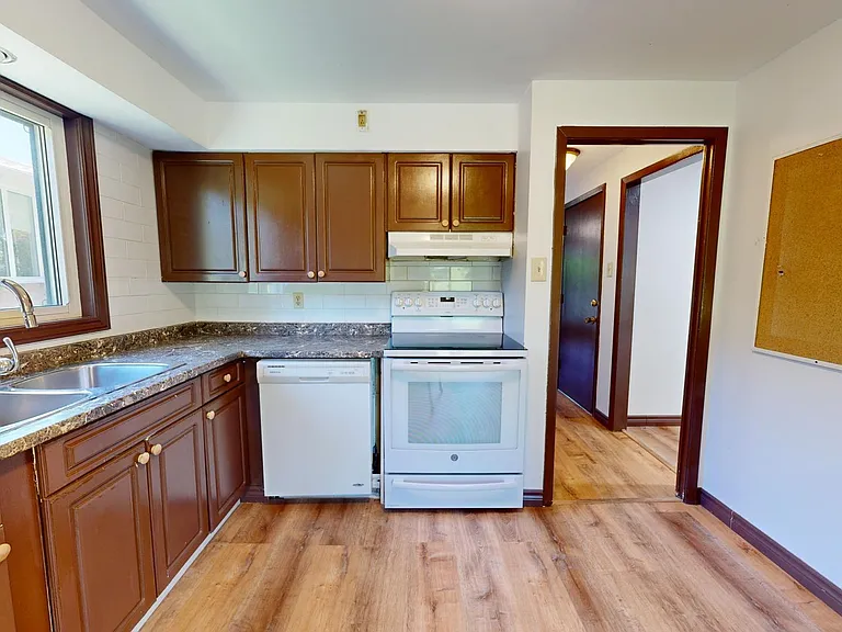 260 Taylor St — Photo 6