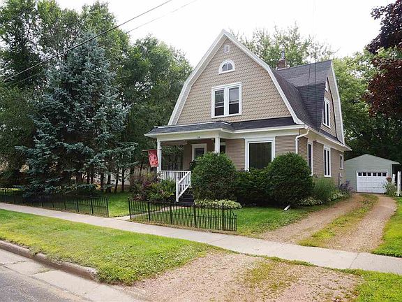 2nd image of 114 Deleglise St