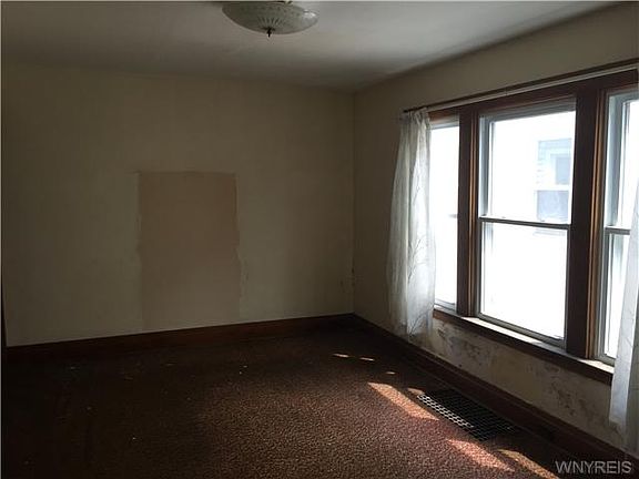 3rd image of 385 Olympic Ave