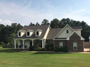 21251 Meadows Acres Dr, Hensley, AR 72065