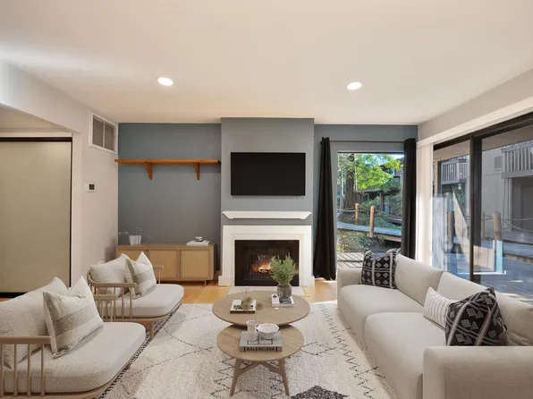 915 Fulton Ave APT 449, Sacramento, CA 95825