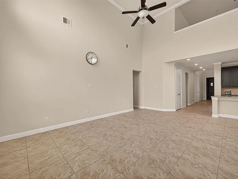 10514 Inverclyde Dr — Photo 9