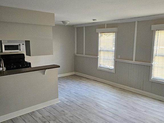 4th image of 1535 Wingate Blvd