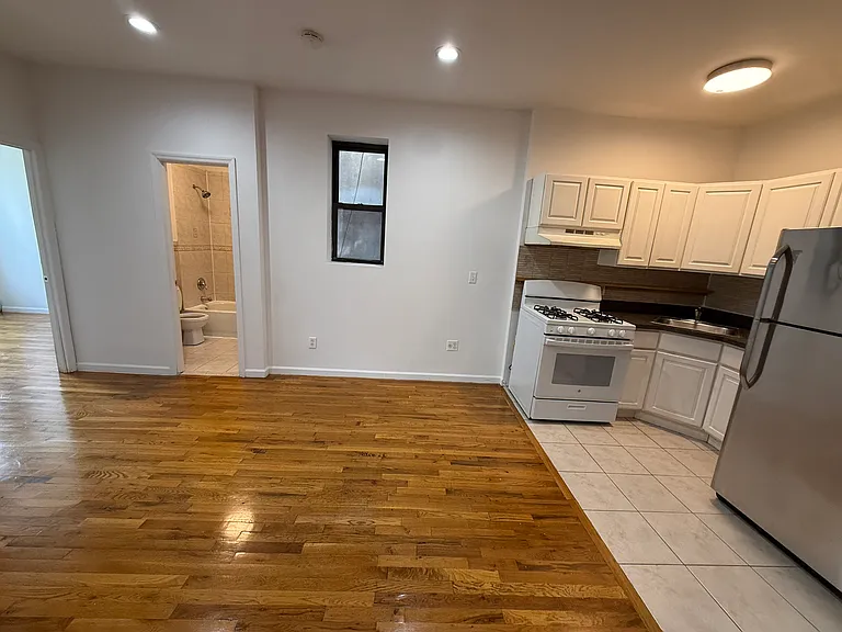 651 Marcy Ave #2B — Photo 3