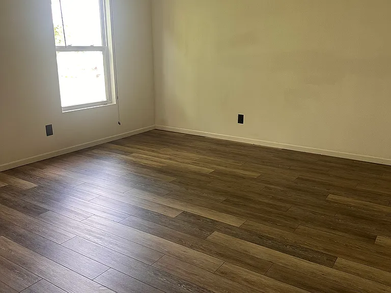 14174 Marilyn Rd — Photo 11