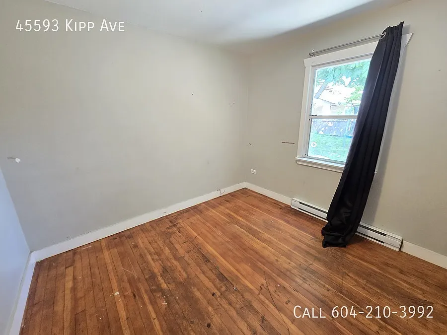 2 Bedroom Rancher — Photo 4