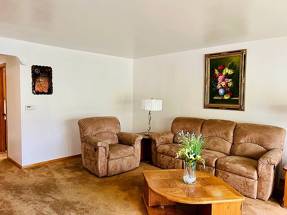 4th image of 4440 Oak Park Ave