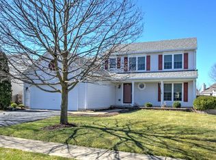 1290 Evergreen Ln, Elgin, IL 60123