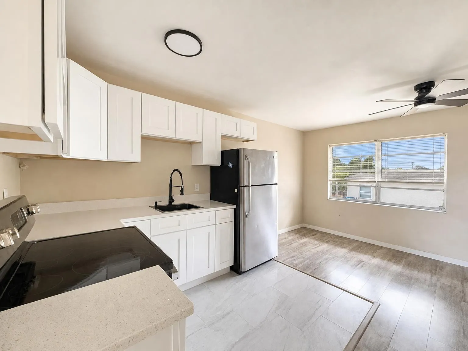 5633 Crissman Dr N Unit C3 - C3 — Photo 3