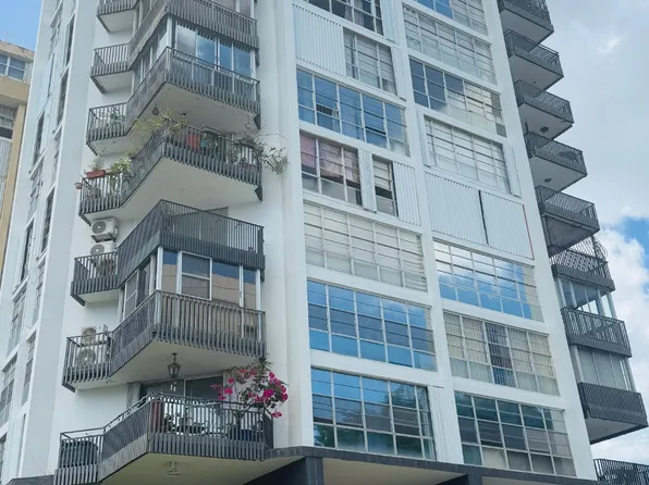 Parkside 1 Cond, Guaynabo, PR 00968