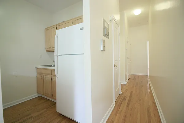 Rented by Link NY Realty | media 3