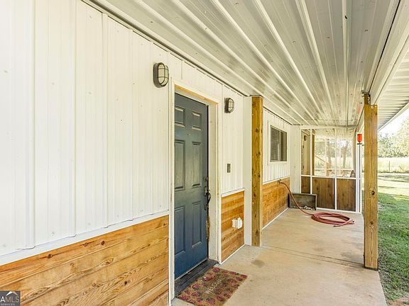 5th image of 5451 Walton Rd