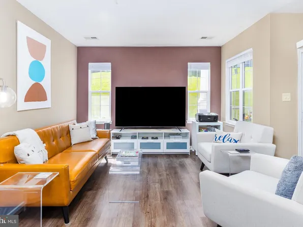 5003 Hollington Dr Unit 103, Owings Mills, MD 21117