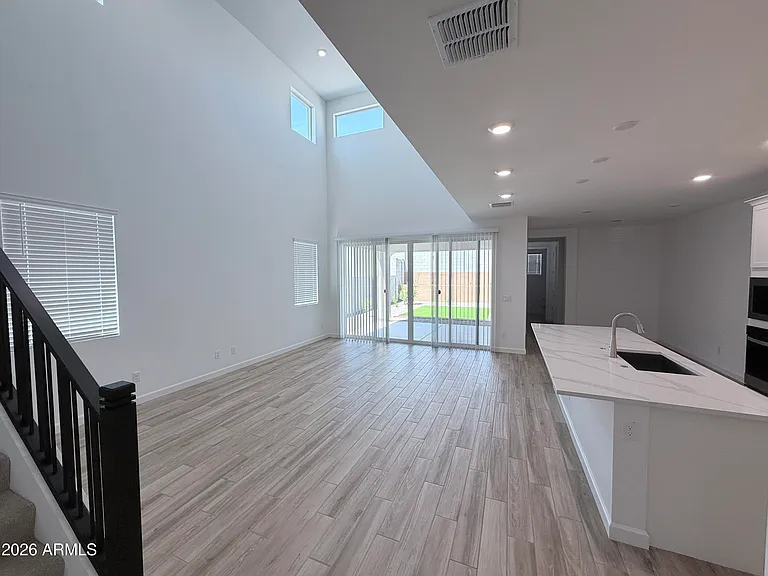 7004 W Buckhorn Trl — Photo 5