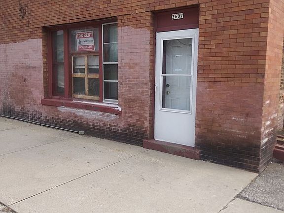 2nd image of 3607 W Mount Vernon Ave Rear 5