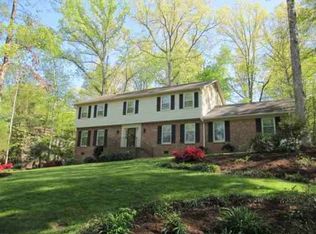 203 Holly Park Ln, Simpsonville, SC 29681